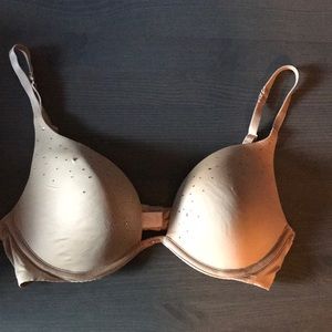Victoria’s Secret bra